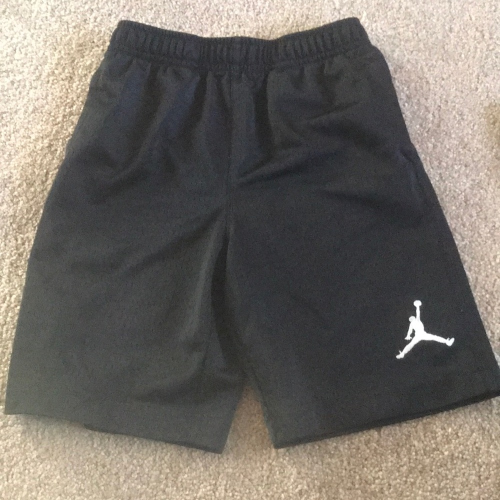 Boys basketball shorts